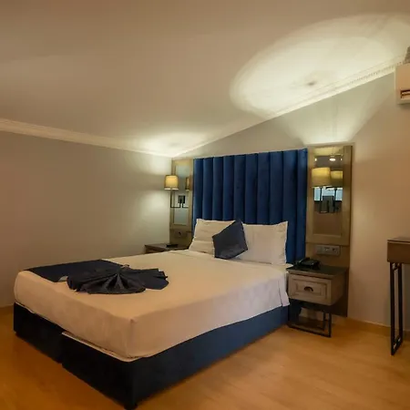 Hotell Farina By Cigno 4*