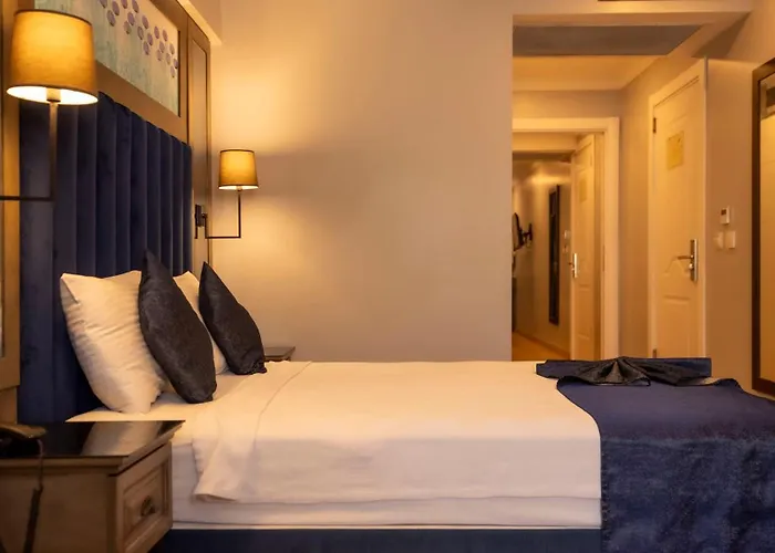 호텔 Farina By Cigno 4*